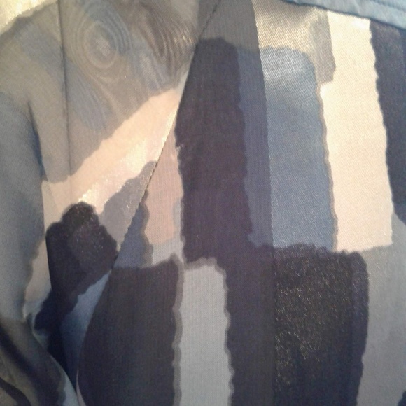 BCBGGirls Blue & Black empire waist dress - Picture 7 of 8